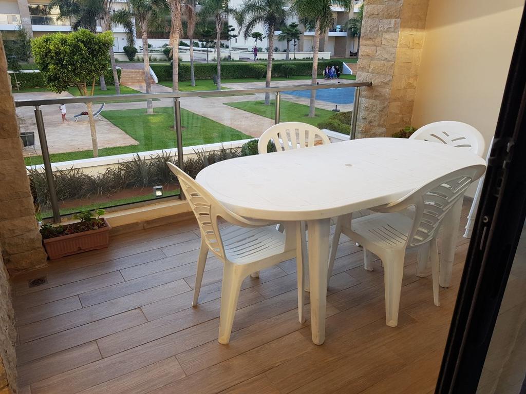 Plage Des Nations Apartment Sidi Bouqnadel Extérieur photo